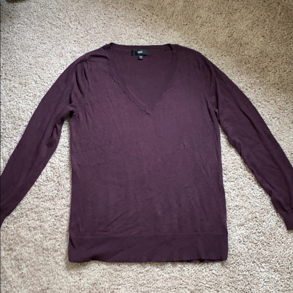 Donated to Eaton Fire Evacuees- Mossimo V Neck Sweater